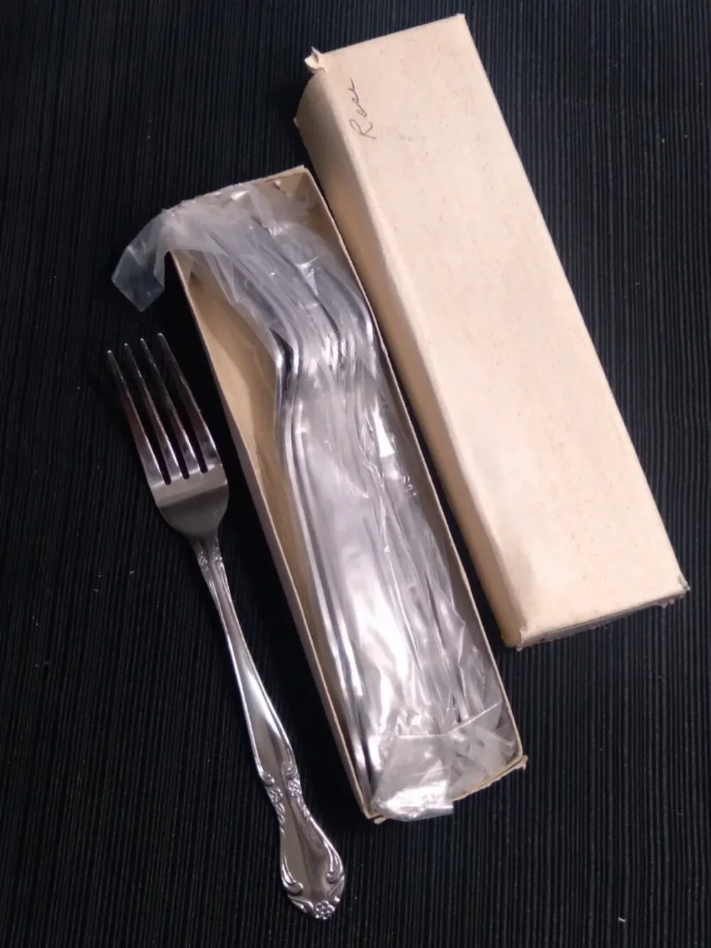 Vtg NOS Serco stainless Box of 12 Dinner Forks